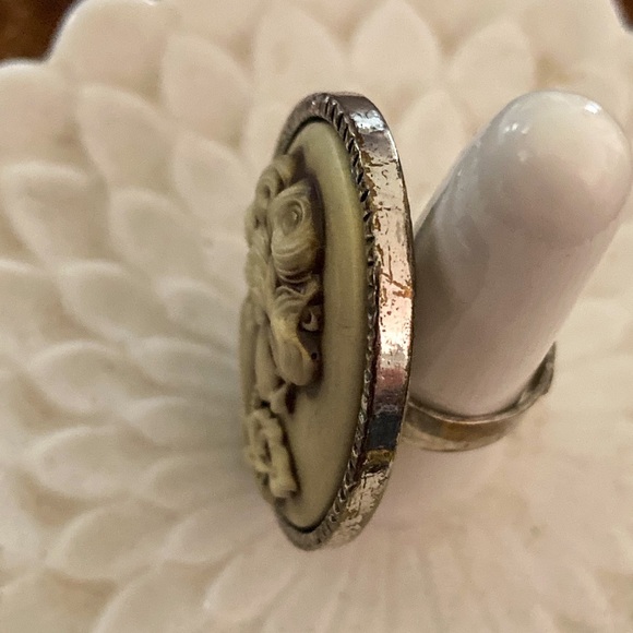 Resin Cameo Silhouette Victorian Ring Adjustable Goth - Picture 3 of 5